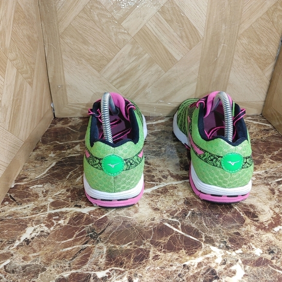 Mizuno women's wave sayonara 2 running shoe sneaker size 8 - Picture 3 of 10